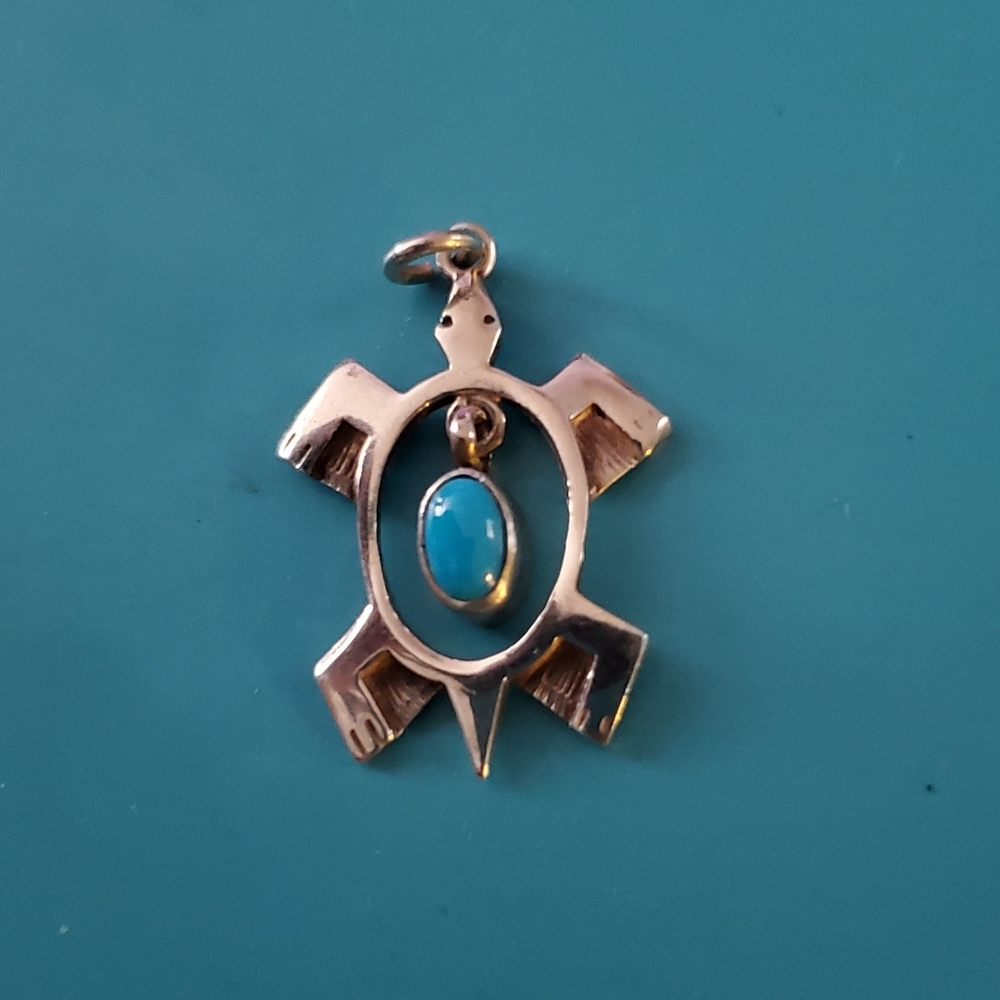 Vintage SS Turtle with turquoise